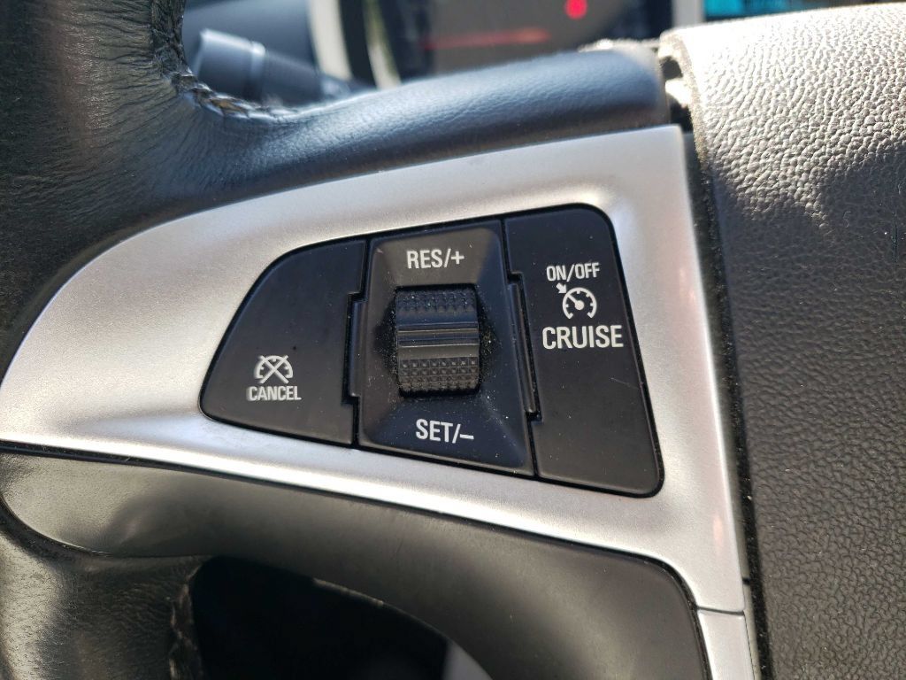 Used 2017 Chevrolet Equinox LT w/ Convenience Package AWD/4WD image 16
