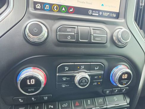 Used 2022 GMC Sierra 2500 Denali AWD/4WD image 34