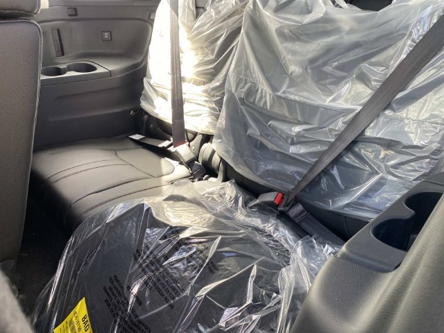 New 2026 Honda Pilot Black Edition image 8
