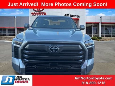 Used 2023 Toyota Tundra Limited image 11