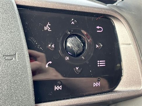 Certified 2025 Nissan Murano SV image 25