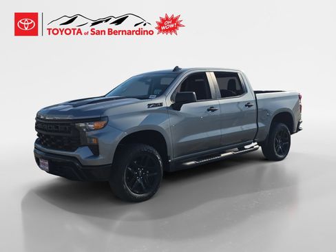 Used 2024 Chevrolet Silverado 1500 Custom Trail Boss w/ Turbomax Blackout Package image 1