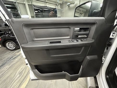 Used 2018 RAM 2500 Tradesman w/ Chrome Appearance Group image 45