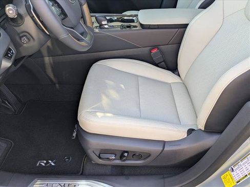 Used 2025 Lexus TX 350 AWD w/ Technology Package image 4