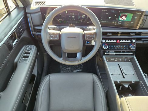 New 2025 Hyundai Santa Fe Calligraphy image 12