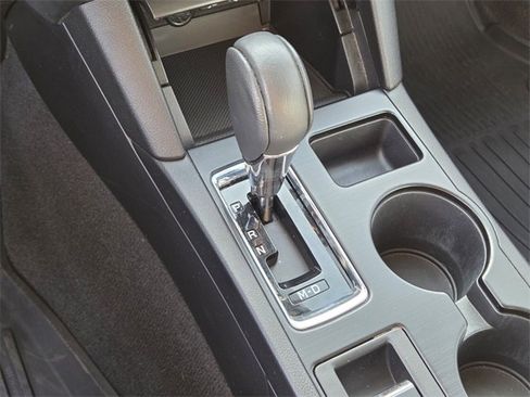 Used 2019 Subaru Outback 3.6R Limited w/ Popular Package #2 image 23