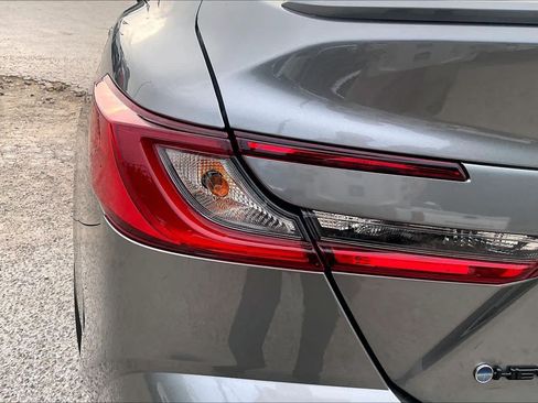 Used 2025 Toyota Camry SE w/ Convenience Package FWD image 25