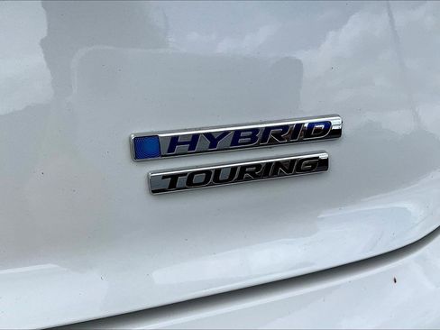 Certified 2024 Honda Accord Touring image 24