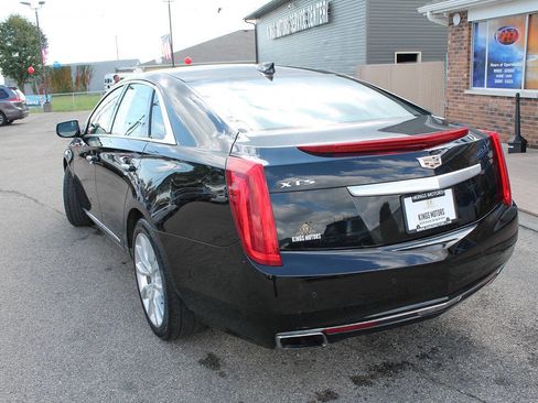 Used 2017 Cadillac XTS Luxury image 3