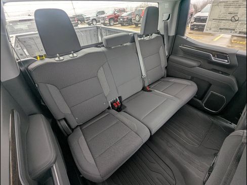 New 2026 GMC Sierra 1500 SLE w/ X31 Off-Road Package image 17