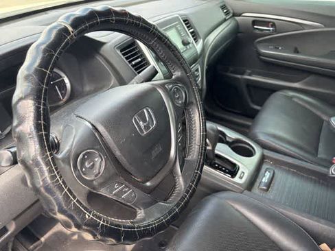 Used 2017 Honda Ridgeline RTL image 10