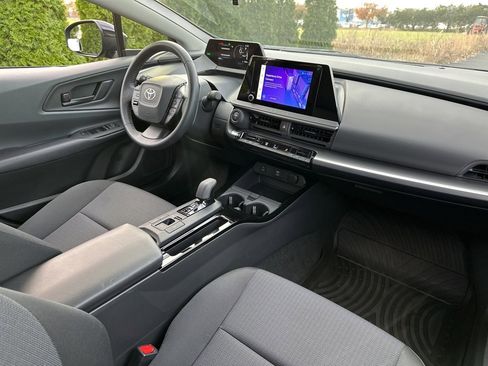 Certified 2024 Toyota Prius LE image 36