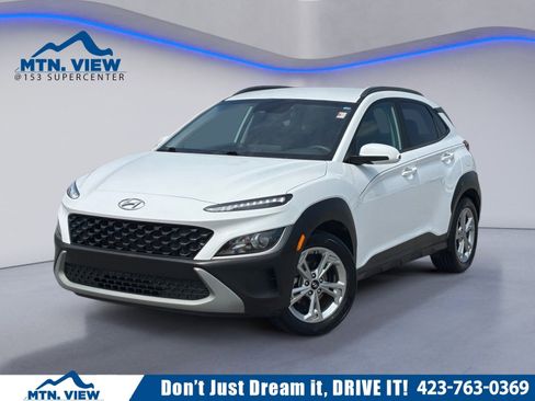 Used 2023 Hyundai Kona SEL w/ Cargo Package FWD image 1