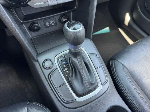 Used 2020 Hyundai Kona SE FWD image 29