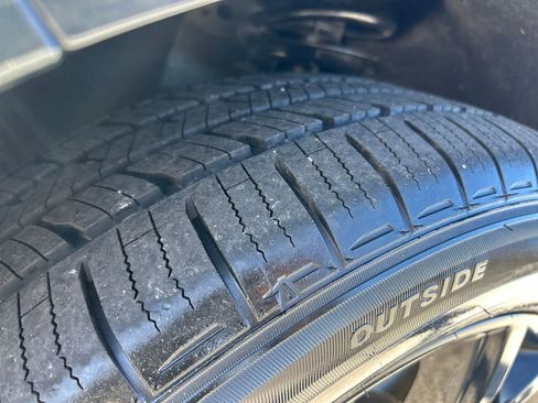 Used 2024 Ford Edge SE w/ Black Appearance Package image 28