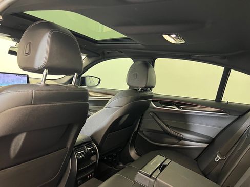 Certified 2023 BMW 530i w/ M Sport Package image 32