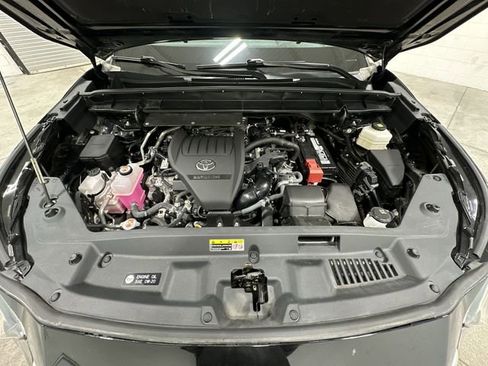Used 2023 Toyota Highlander LE FWD image 20