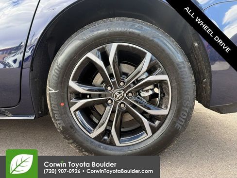 Used 2026 Toyota Sienna Platinum AWD/4WD image 34