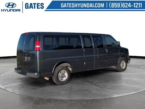 Used 2016 Chevrolet Express 3500 LT w/ LT Preferred Equipment Group RWD image 2