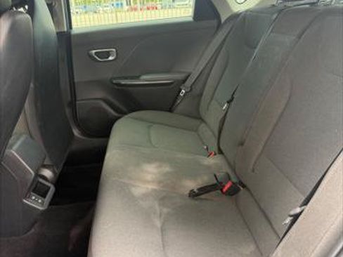 Used 2025 Kia K4 FWD image 17