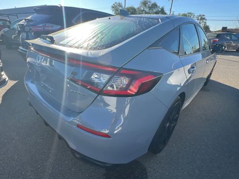 Used 2024 Honda Civic Sport image 4