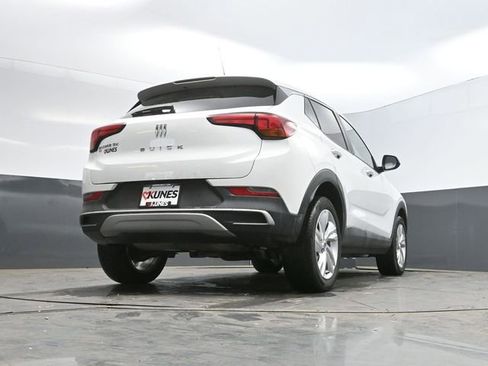 Used 2025 Buick Encore GX Preferred image 50
