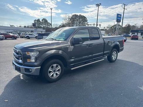 Used 2016 Ford F150 XLT w/ Max Trailer Tow Package image 14