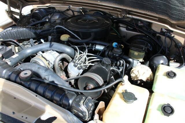 Used 1990 Jeep Grand Wagoneer AWD/4WD image 81