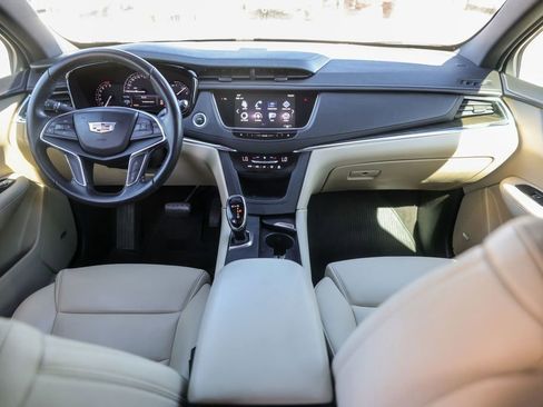 Used 2019 Cadillac XT5 FWD image 25