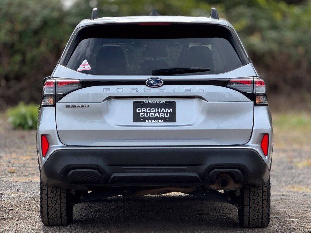 Certified 2025 Subaru Forester Premium AWD/4WD image 7