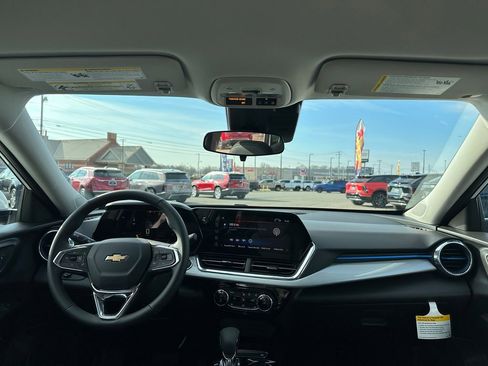 New 2026 Chevrolet Trax LT w/ Driver Confidence Package image 16