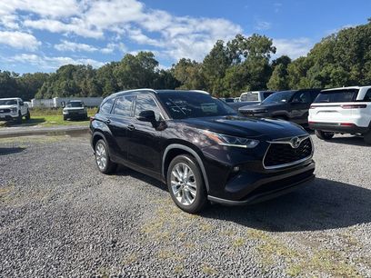 Used 2022 Toyota Highlander Limited