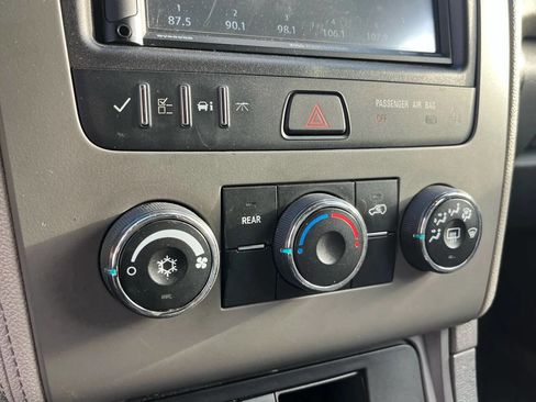 Used 2016 Chevrolet Traverse LS image 22