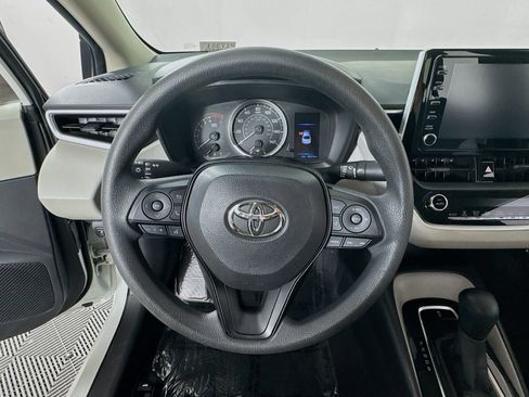 Used 2020 Toyota Corolla LE FWD image 13