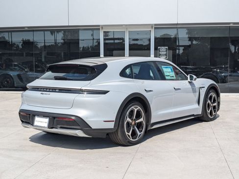 New 2025 Porsche Taycan 4 Cross Turismo AWD/4WD image 9