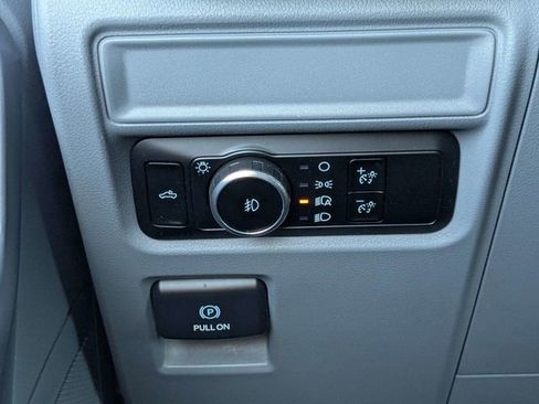 Used 2024 Ford F150 XLT image 24