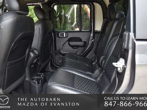 Used 2022 Jeep Gladiator Sport AWD/4WD image 28