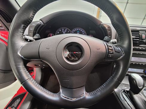 Used 2013 Chevrolet Corvette Grand Sport image 32