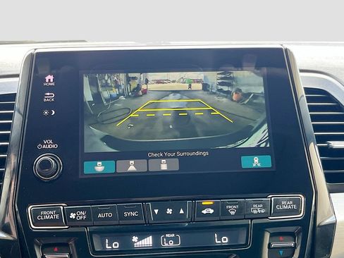 Used 2023 Honda Odyssey EX-L image 13