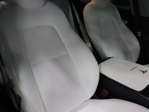 Used 2020 Tesla Model 3 Standard Range Plus image 24