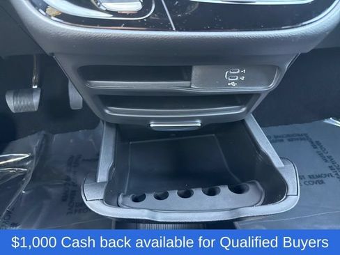 New 2027 Chrysler Pacifica Select FWD image 22