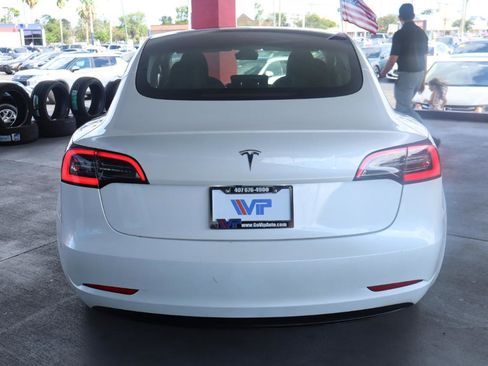 Used 2023 Tesla Model 3 Standard Range RWD image 8