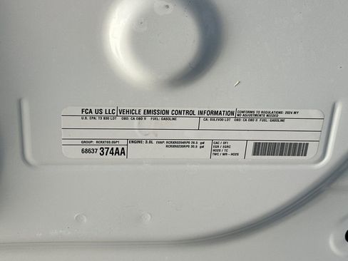 Used 2024 Jeep Wagoneer L Series II w/ Flexible Seating Group image 30