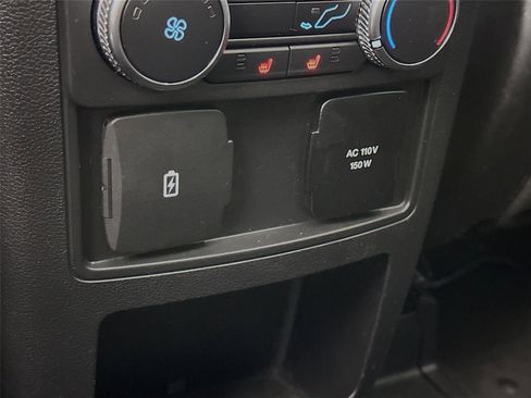 Used 2020 Ford Explorer Limited image 36