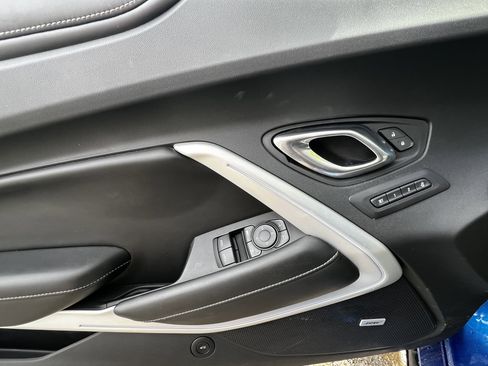 Used 2018 Chevrolet Camaro LT image 13