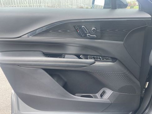 Certified 2024 Cadillac Lyriq Luxury image 34