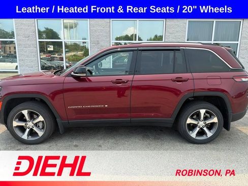 Used 2023 Jeep Grand Cherokee Limited w/ MOPAR Finishing Package AWD/4WD image 2