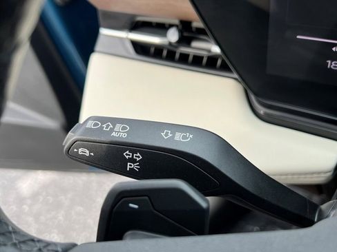 Certified 2025 Audi A6 e-tron Prestige w/ Beige Warm Weather Package image 36