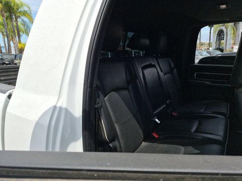 Used 2025 RAM 2500 Laramie AWD/4WD image 13