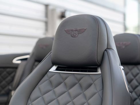 Used 2017 Bentley Continental GT Speed image 16